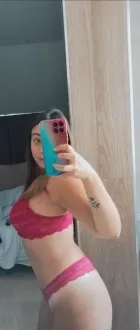 Patricia  Vendo packs de videos y fotos hot y también realizo videollamadas