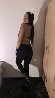 Xxx MUJER ENCANTADORA ADICTA AL SEXO VEN A DISFRUTAR 