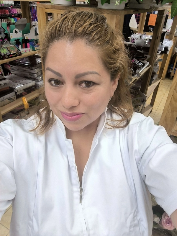 Elisa Masajes prostático strap on lingam Videollamada 