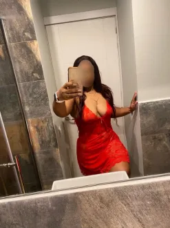 HOLA CARIÑO SOY SOFIA LA CHICA ESCORT QUE BUSCABAS