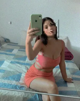  JOVENCITA CACHONDA CON COÑO MOJADITO PARA TI 