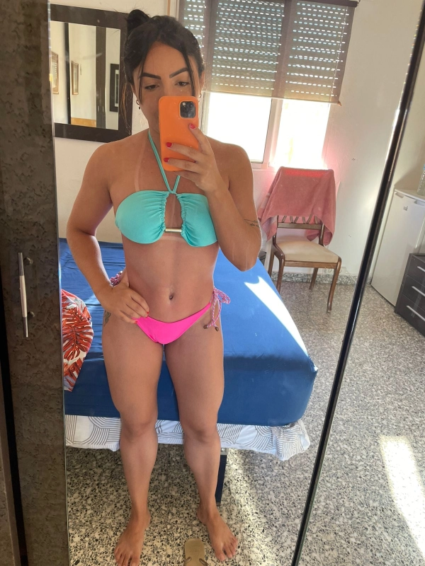 Hermosa Latina Muy complaciente y fogosa  - 2