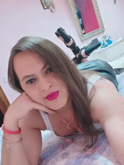 Alison travesti tu mejor compañía. Llamame 