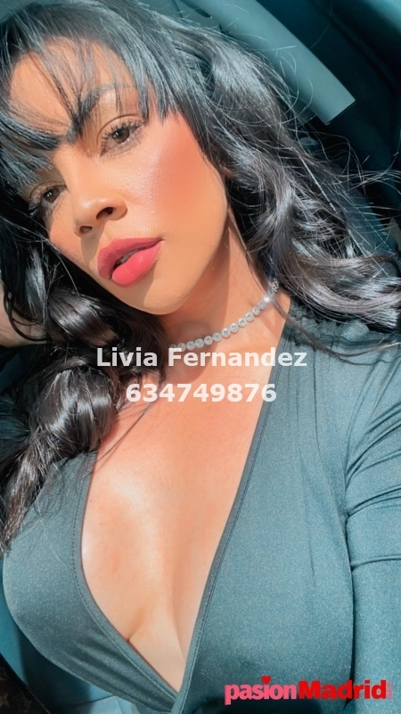 Livia Fernandes, una Bella chica brasileña 