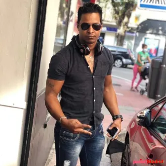 Dominicano guapo bien cuerpo busca una chica