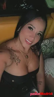 Latina implicada y complaciente muy generosa 