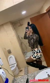 CHICA TRANS LATINA VERSÁTIL MÁS ACTIVA COMPLACIENH