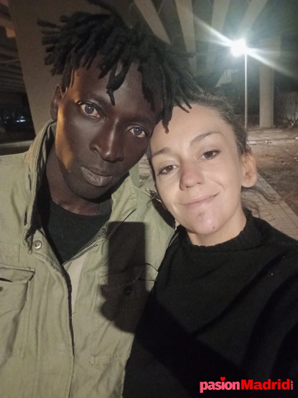 Pareja de negrito y blanca vendemos contenido xxx