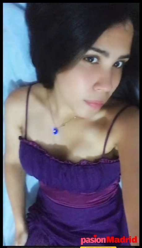 Novedad, Latina modelo joven y buena boca - 4